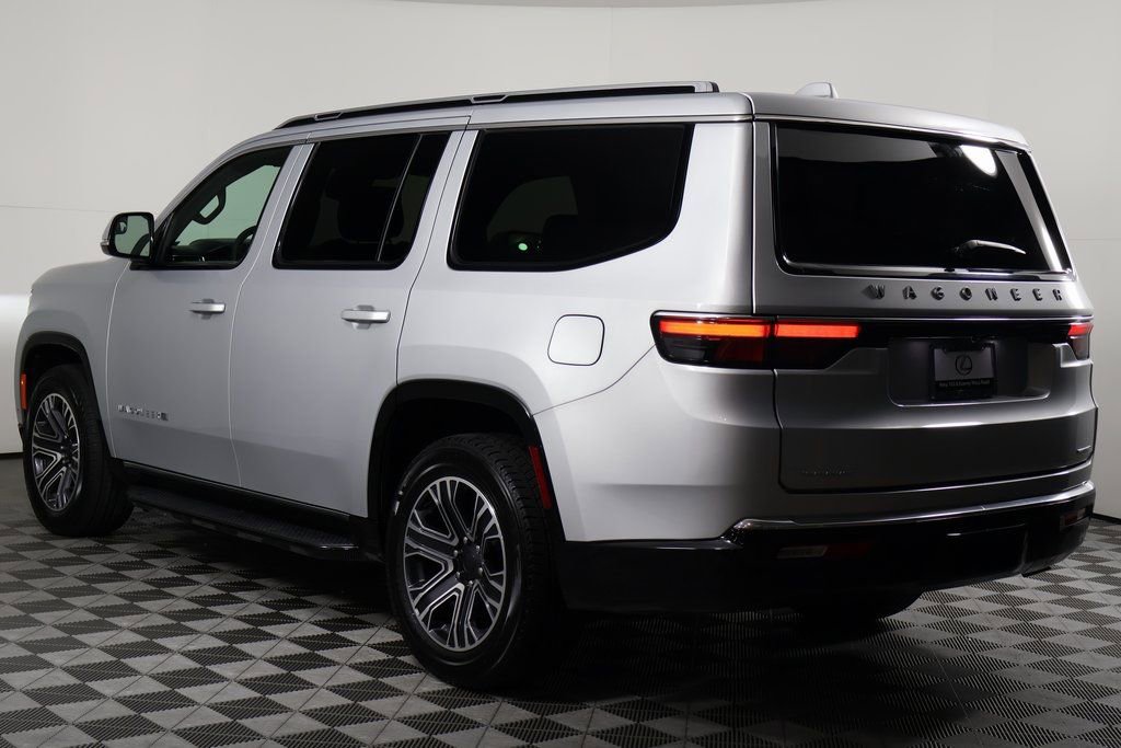 Used 2022 Jeep Wagoneer Series III w/ Flexible Seating Group image 6