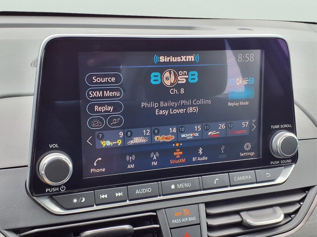 Used 2025 Nissan Altima 2.5 SV FWD image 10