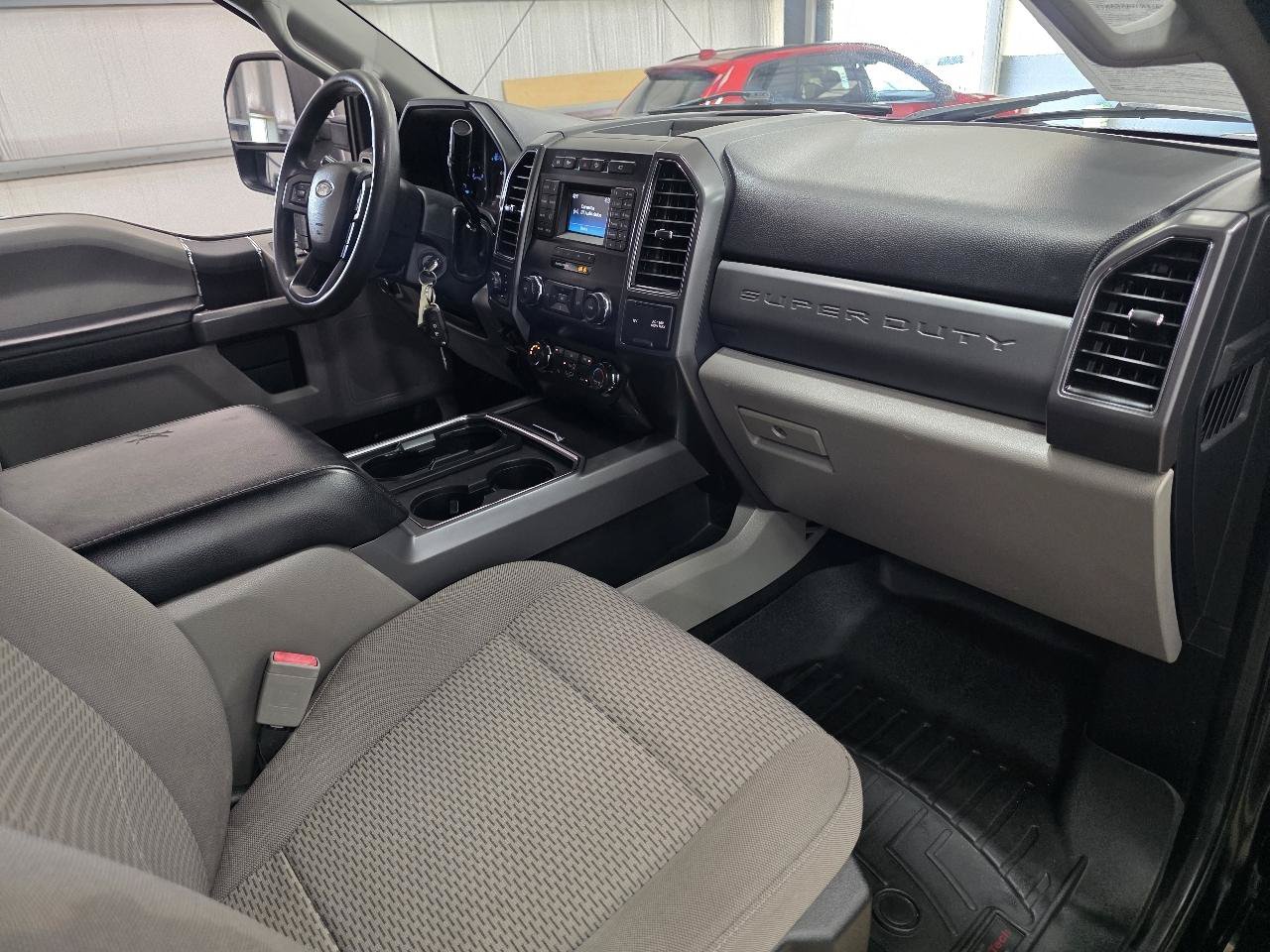 Used 2019 Ford F250 XLT w/ XLT Value Package AWD/4WD image 23