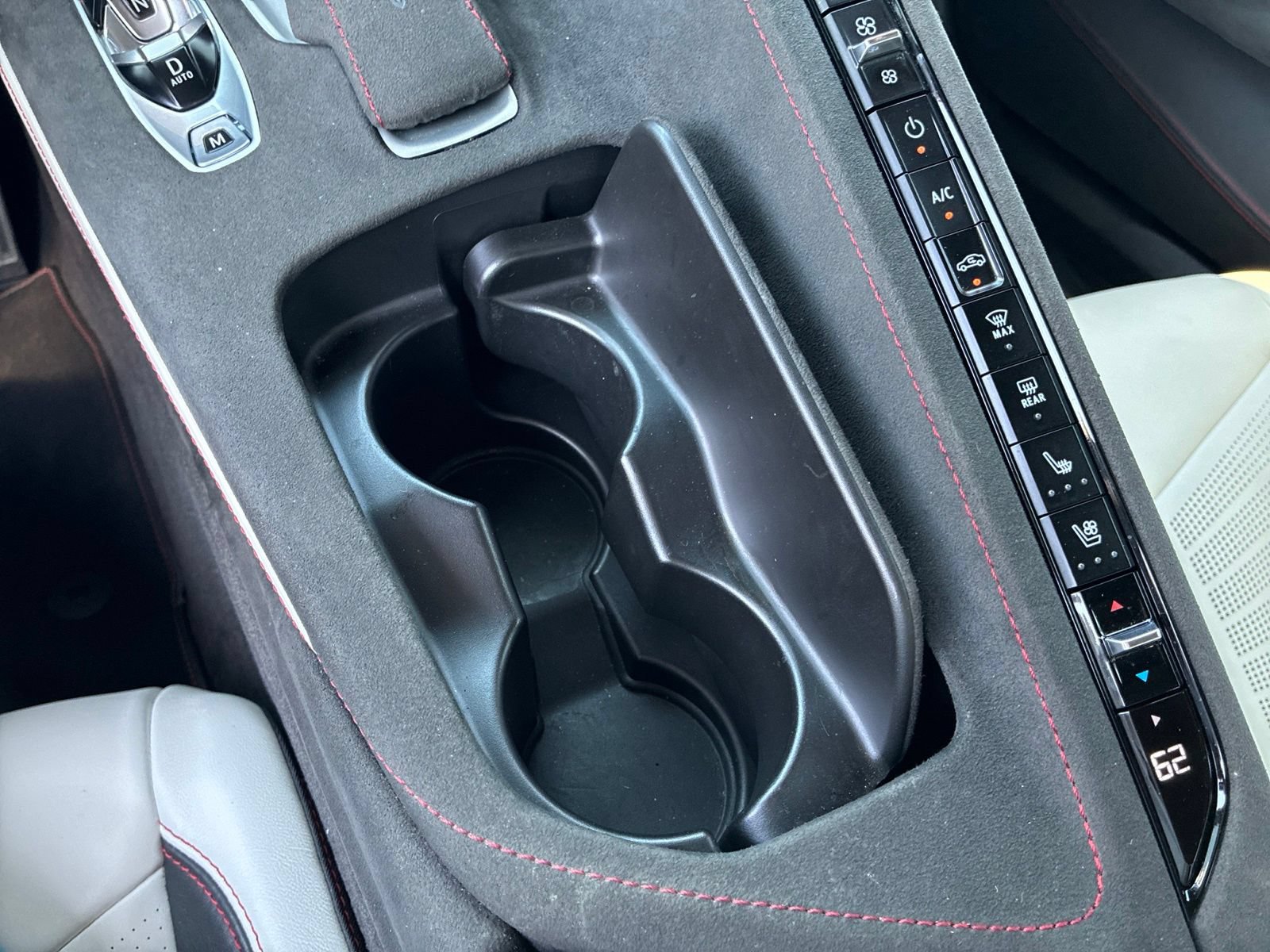 Used 2023 Chevrolet Corvette Stingray Premium Cpe RWD image 38