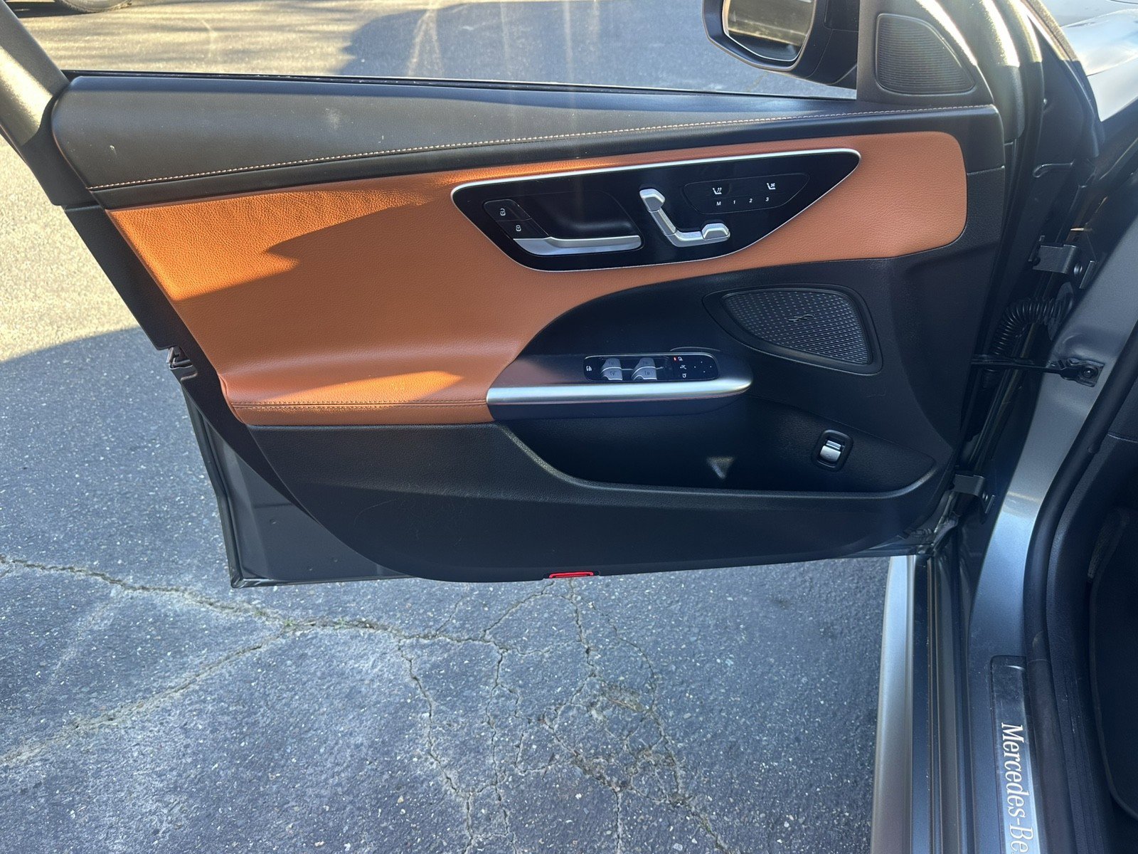 Used 2023 Mercedes-Benz C 300 Sedan image 25