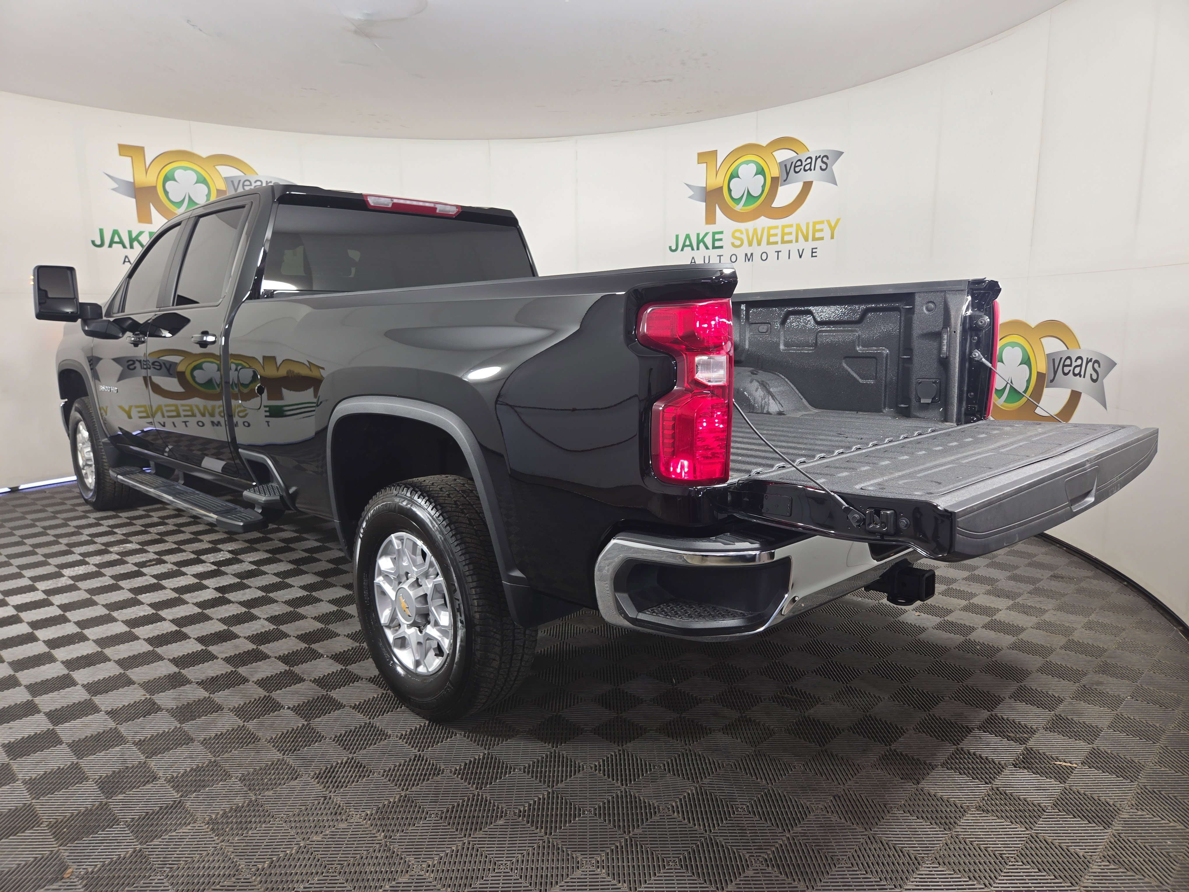 Certified 2025 Chevrolet Silverado 3500 LT image 32