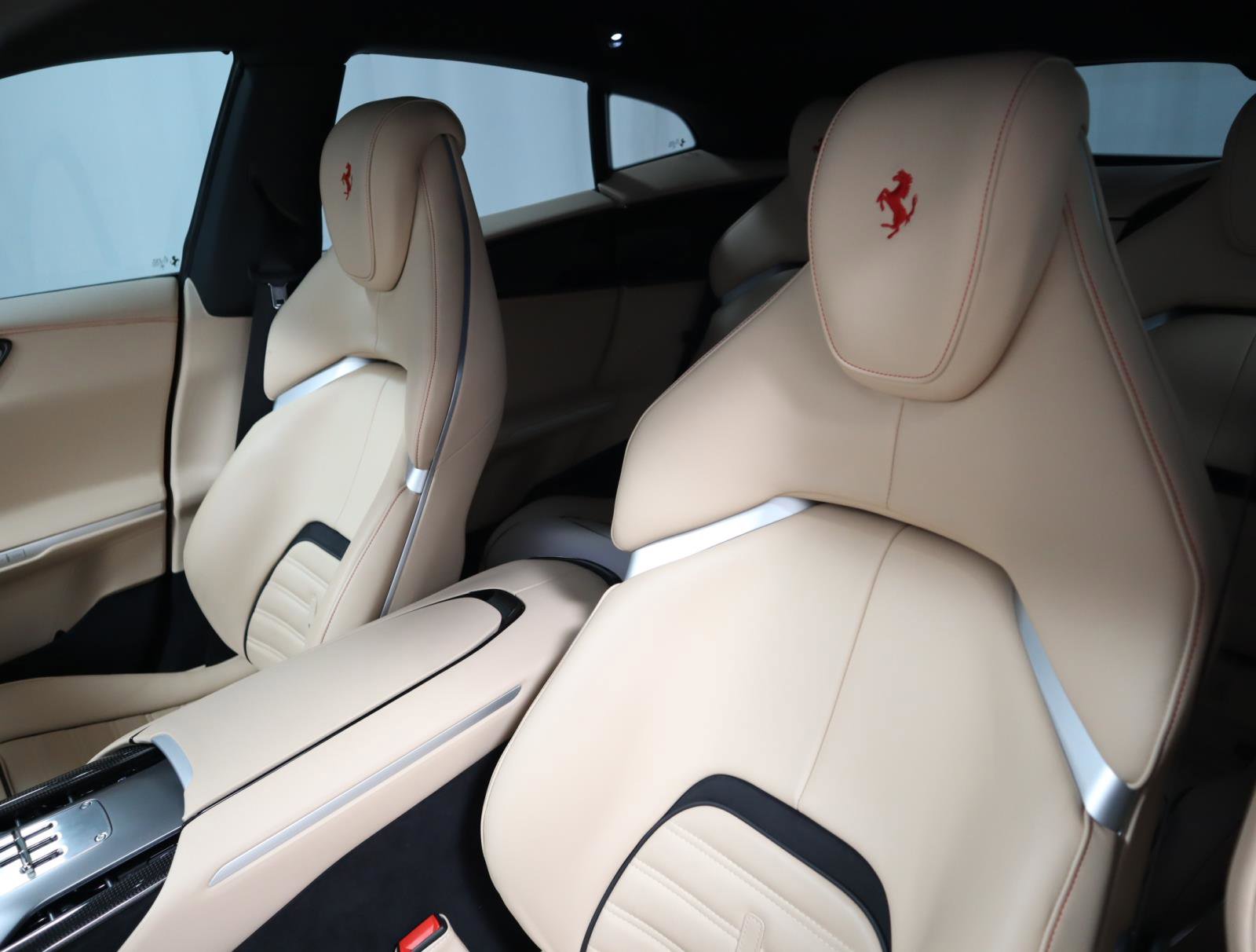 Certified 2024 Ferrari Purosangue image 18