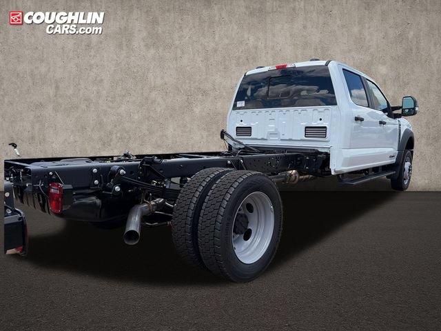 New 2026 Ford F550 4x4 Crew Cab image 7
