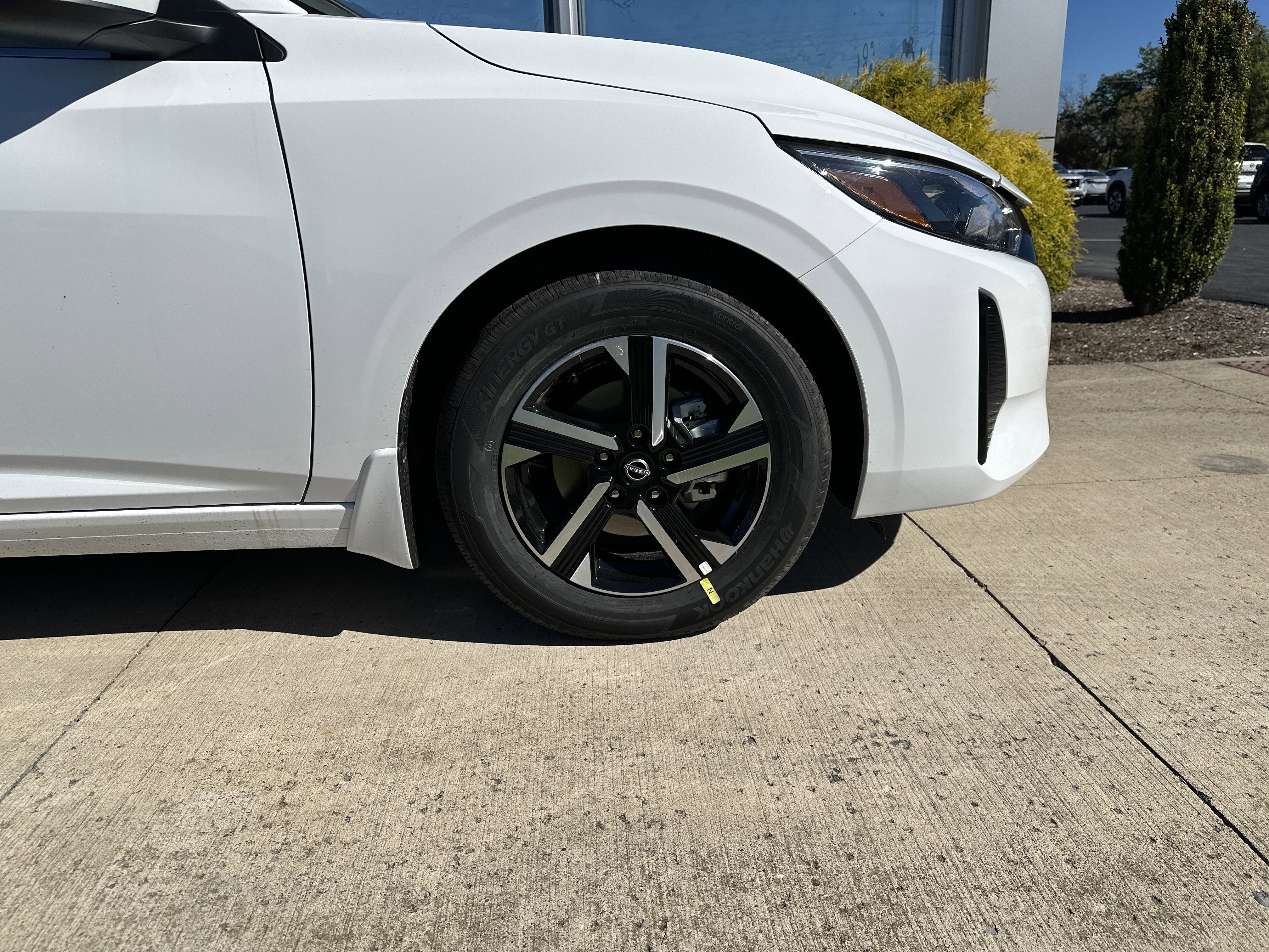 New 2025 Nissan Sentra SV image 7