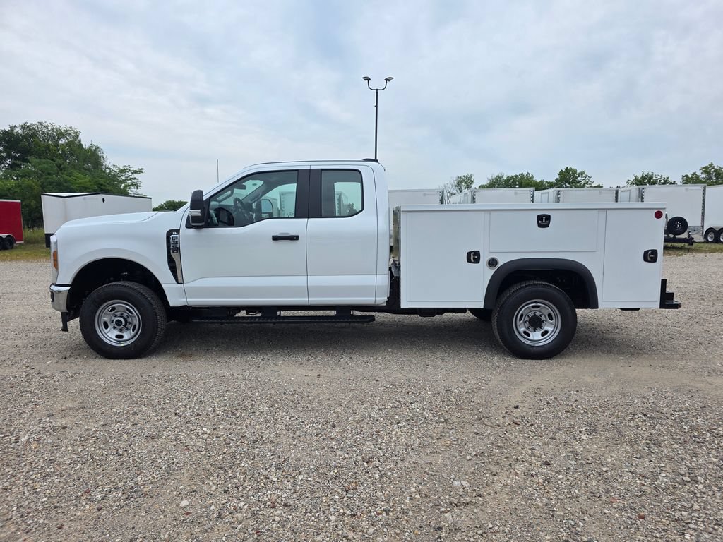New 2026 Ford F350 XL w/ XL Chrome Package AWD/4WD image 5
