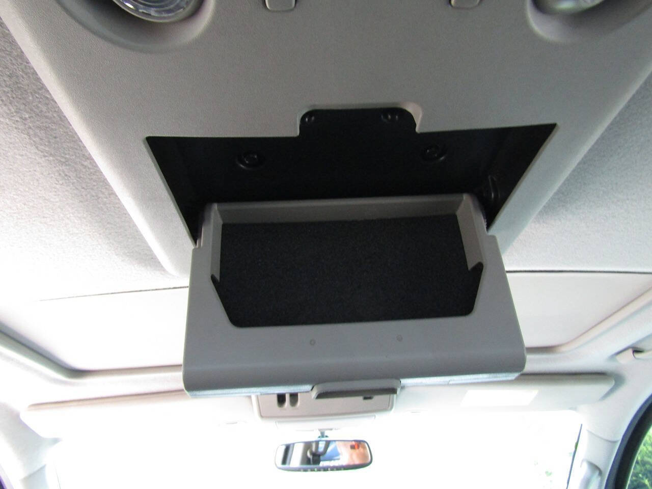 Used 2014 Nissan Titan PRO-4X AWD/4WD image 16