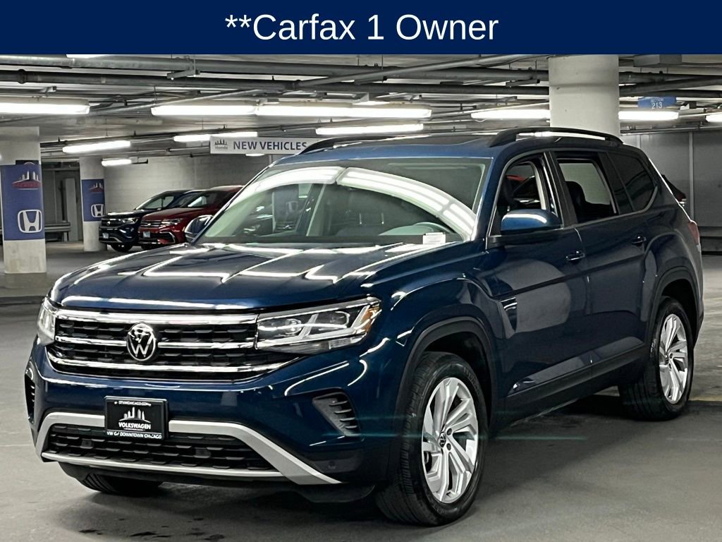 Used 2023 Volkswagen Atlas SE w/ Panoramic Sunroof Package image 3