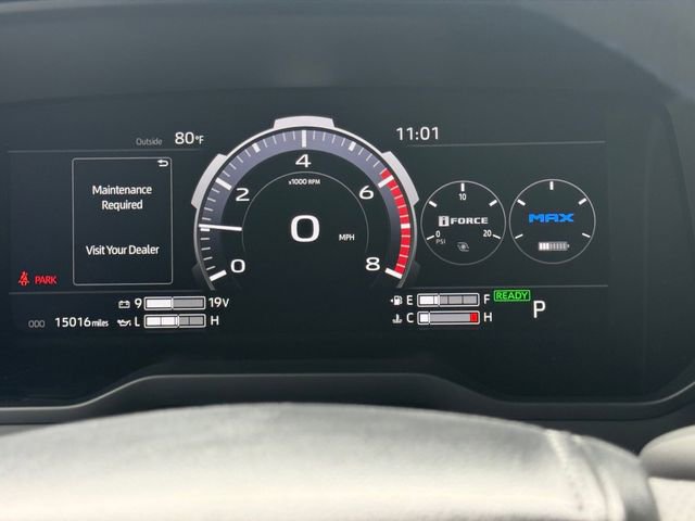 Used 2025 Toyota Sequoia Platinum AWD/4WD image 25