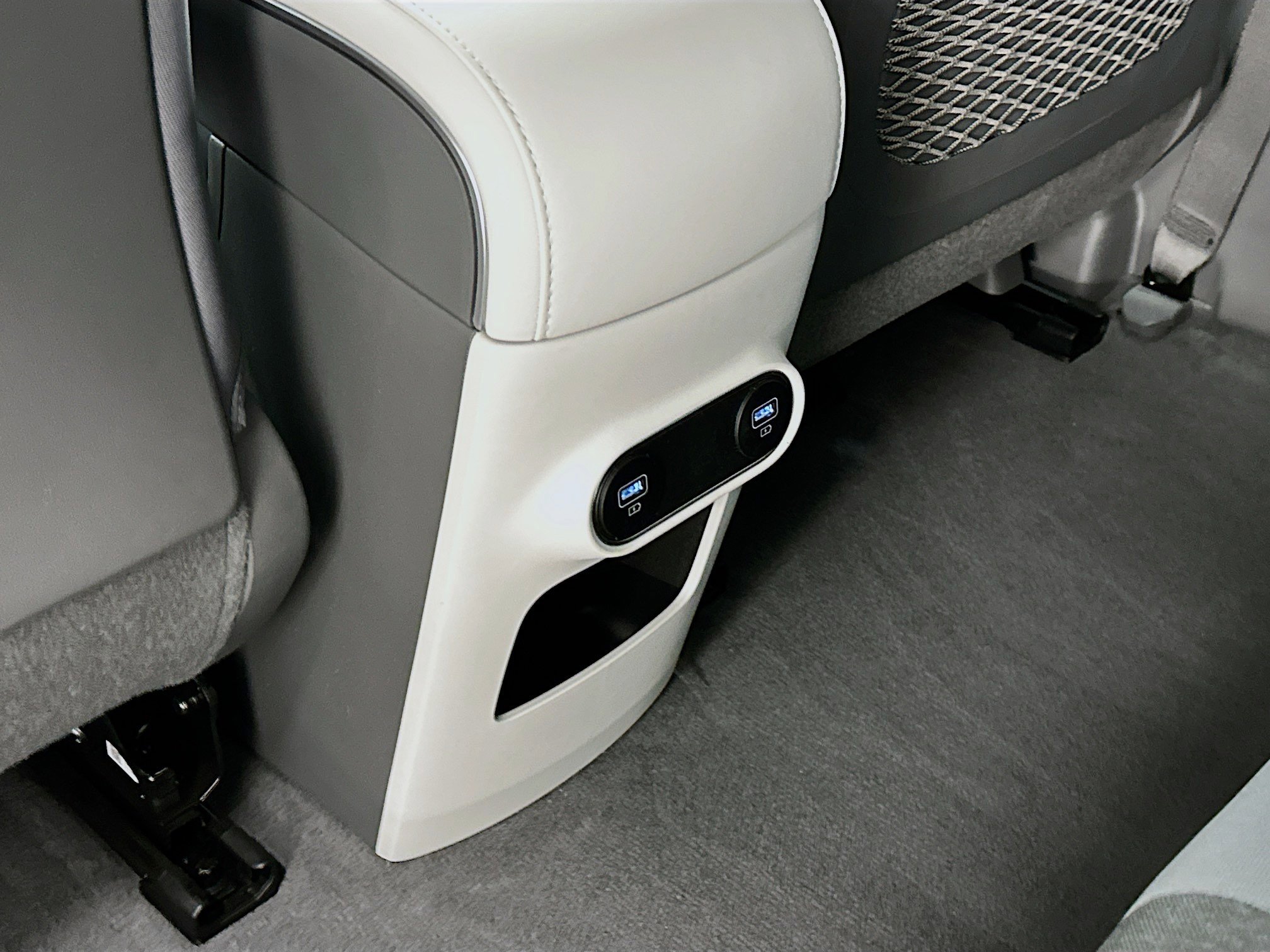 Used 2024 Hyundai Ioniq 5 SEL image 28