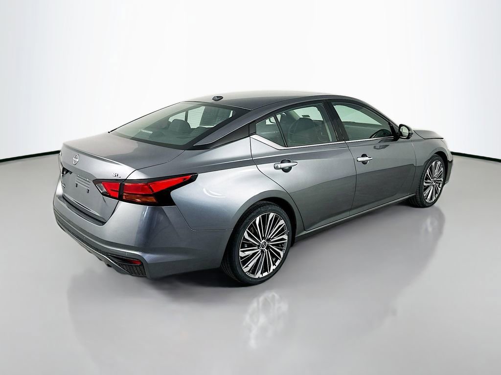 Used 2023 Nissan Altima 2.5 SL FWD image 7