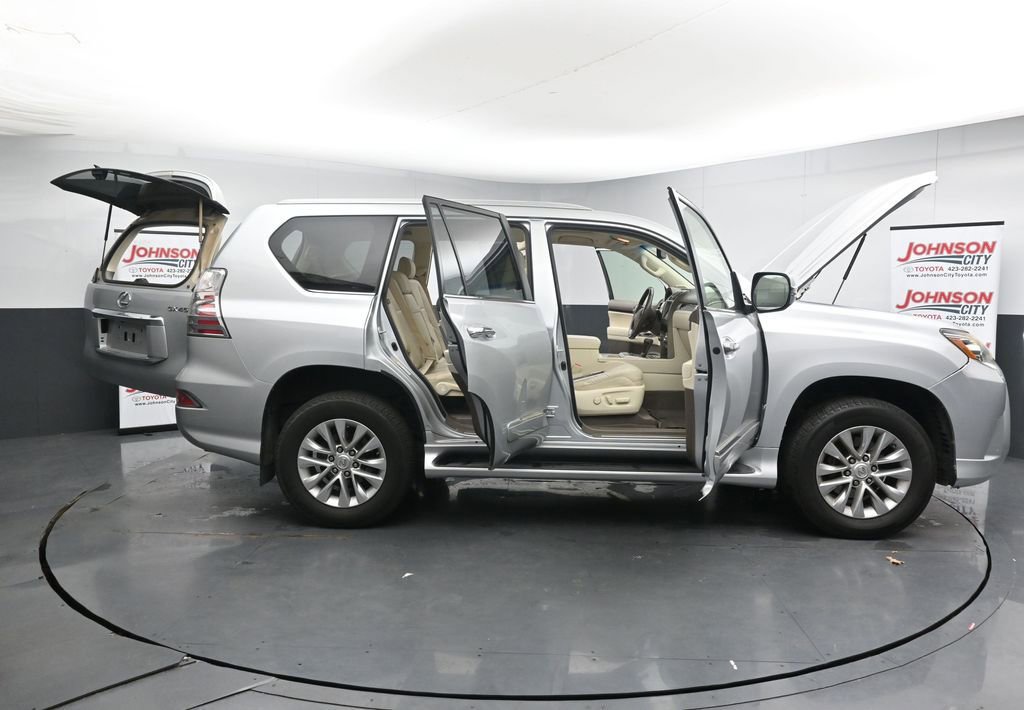 Used 2019 Lexus GX 460 Premium w/ Premium Package AWD/4WD image 27