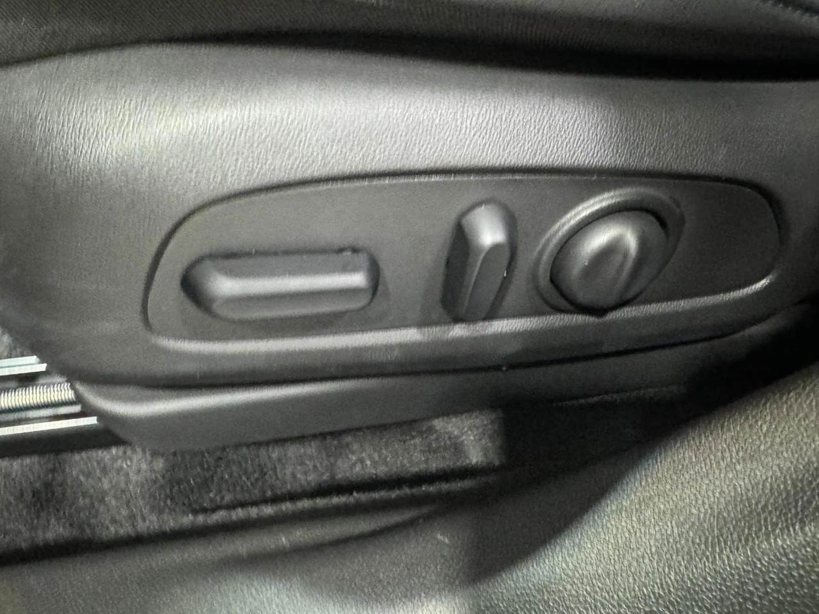 Used 2024 Buick Envista Sport Touring w/ Convenience I Package image 27