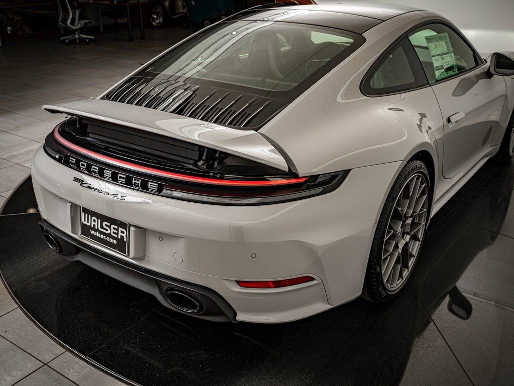 New 2026 Porsche 911 Carrera 4S image 24