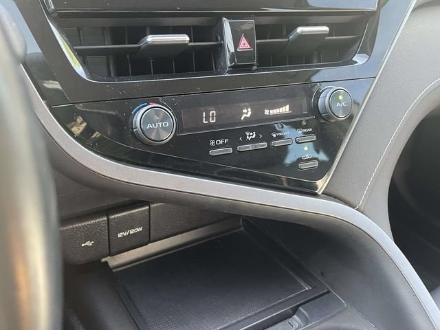 Used 2021 Toyota Camry SE FWD image 31