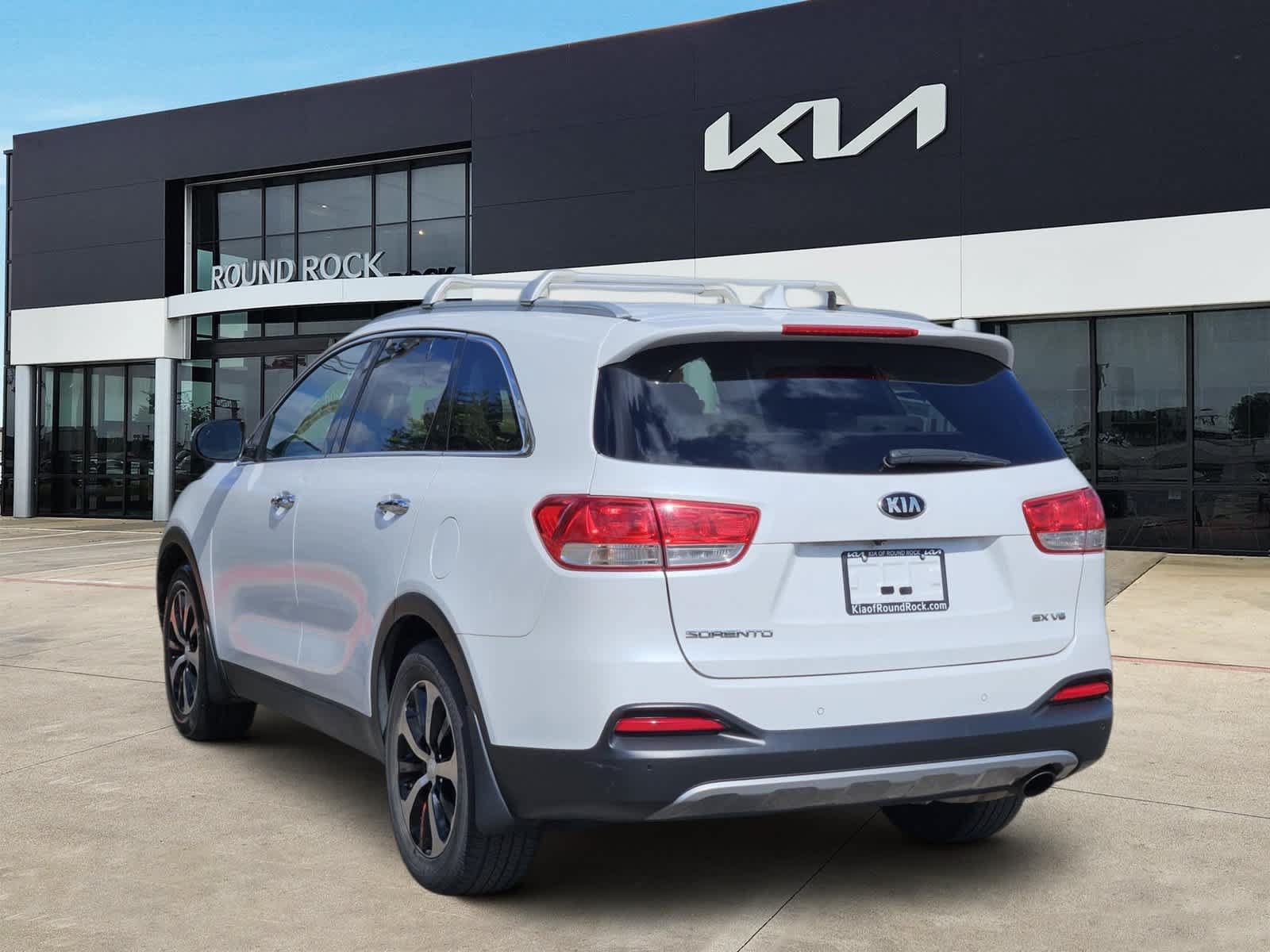 Used 2017 Kia Sorento EX FWD image 5