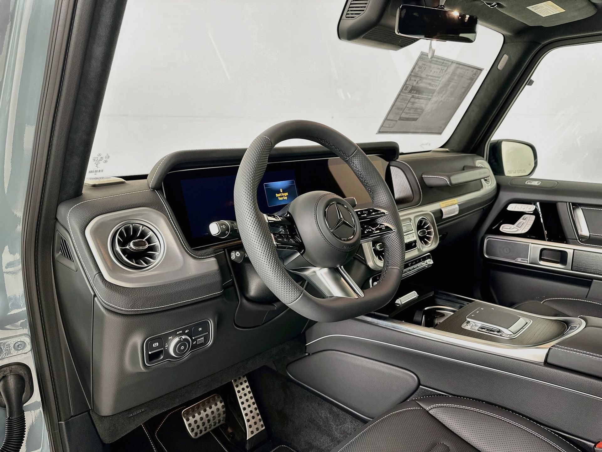 New 2027 Mercedes-Benz G 580 e image 10