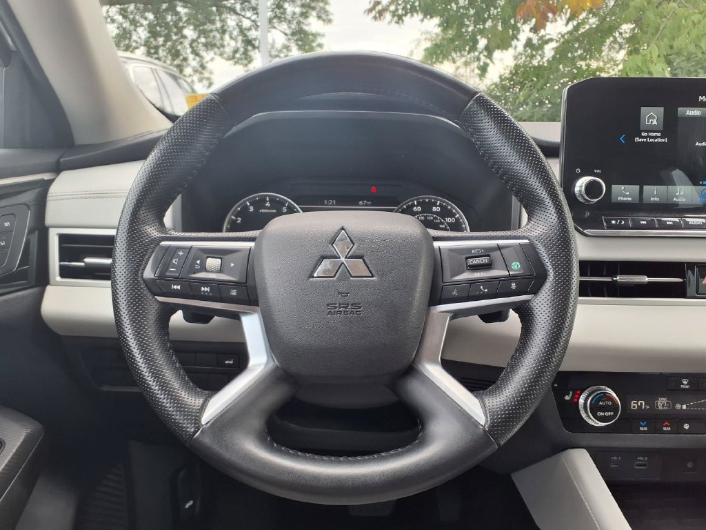 Used 2022 Mitsubishi Outlander SEL AWD/4WD image 16