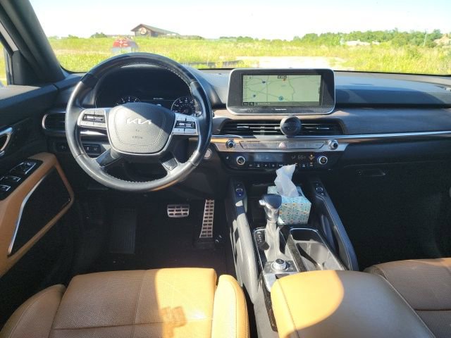 Used 2022 Kia Telluride SX w/ Nightfall Edition Package AWD/4WD image 11