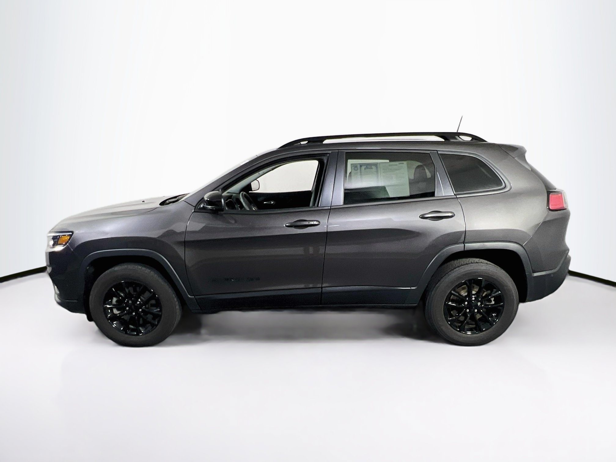 Used 2023 Jeep Cherokee Altitude Lux AWD/4WD image 8
