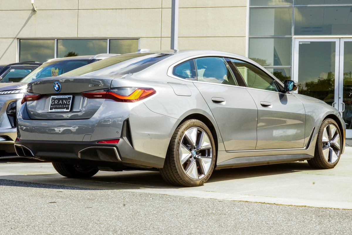 Used 2024 BMW i4 eDrive40 w/ Premium Package RWD image 12
