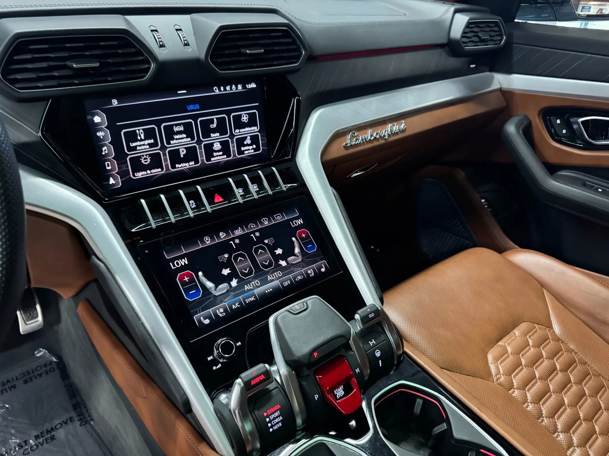 Used 2021 Lamborghini Urus image 20