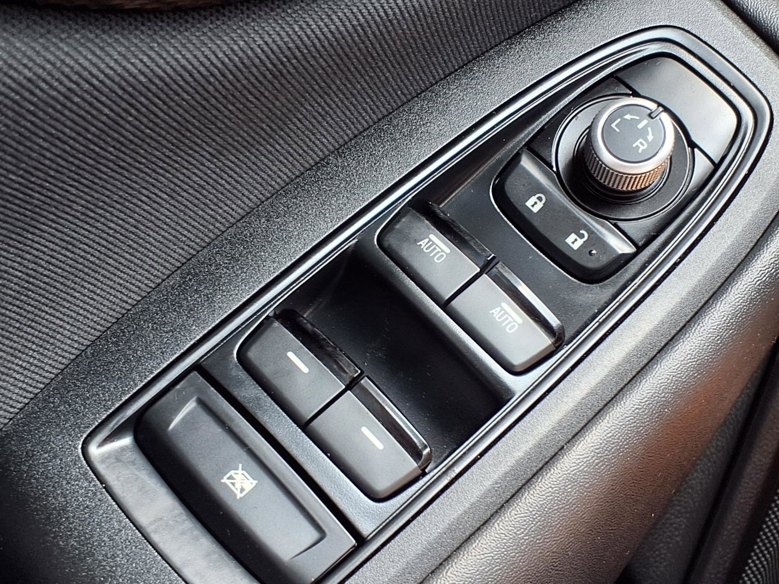 Used 2023 Subaru Outback Premium AWD/4WD image 11