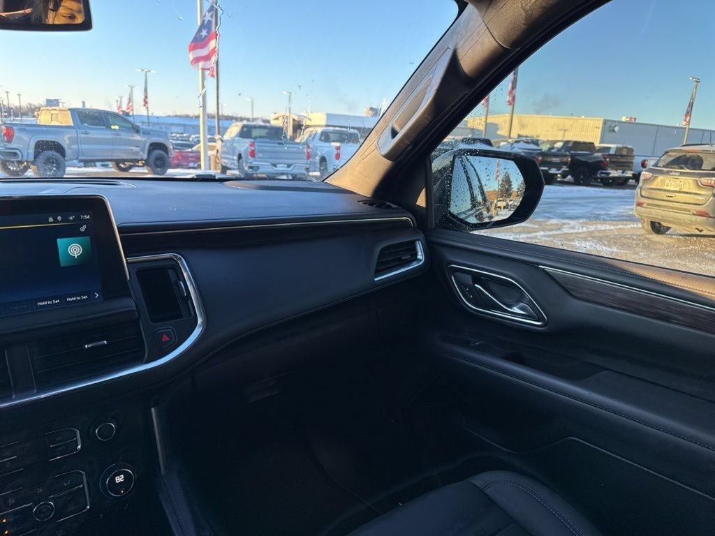 Used 2024 Chevrolet Tahoe Z71 w/ Luxury Package AWD/4WD image 47
