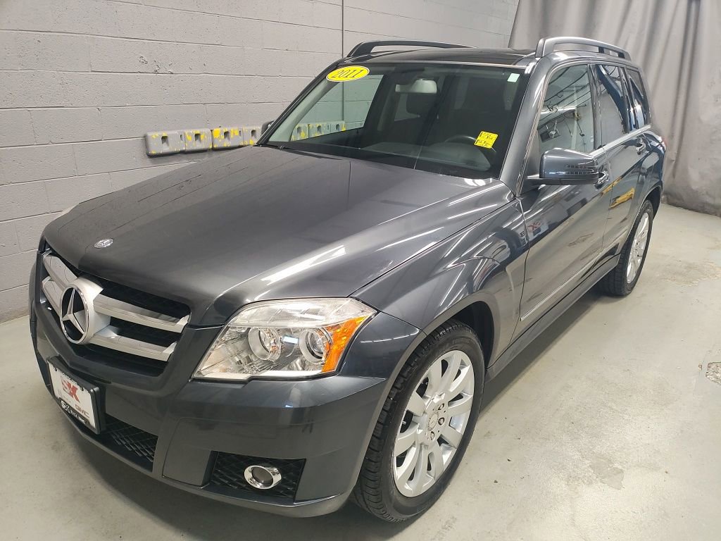 Used 2011 Mercedes-Benz GLK 350 4MATIC image 17