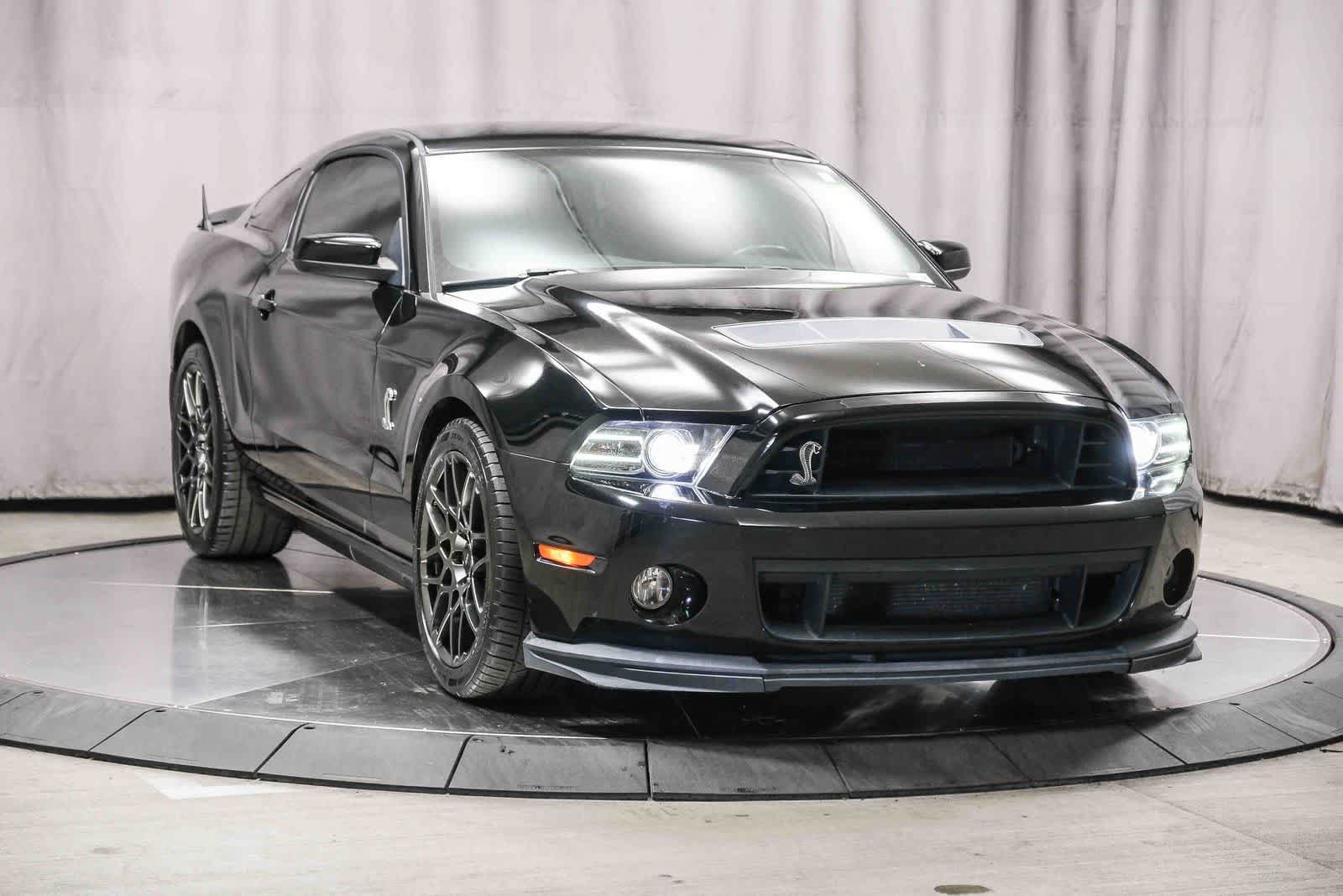 Used 2014 Ford Mustang Shelby GT500 w/ Equipment Group 821A RWD image 5