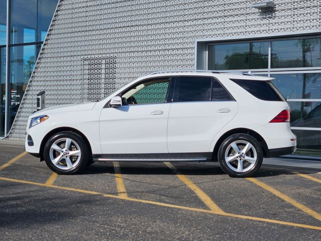 Used 2019 Mercedes-Benz GLE 400 4MATIC image 9