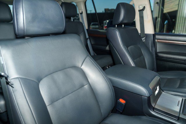 Used 2020 Toyota Land Cruiser AWD/4WD image 25