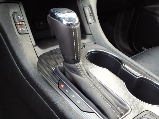 Used 2019 GMC Acadia SLT image 15