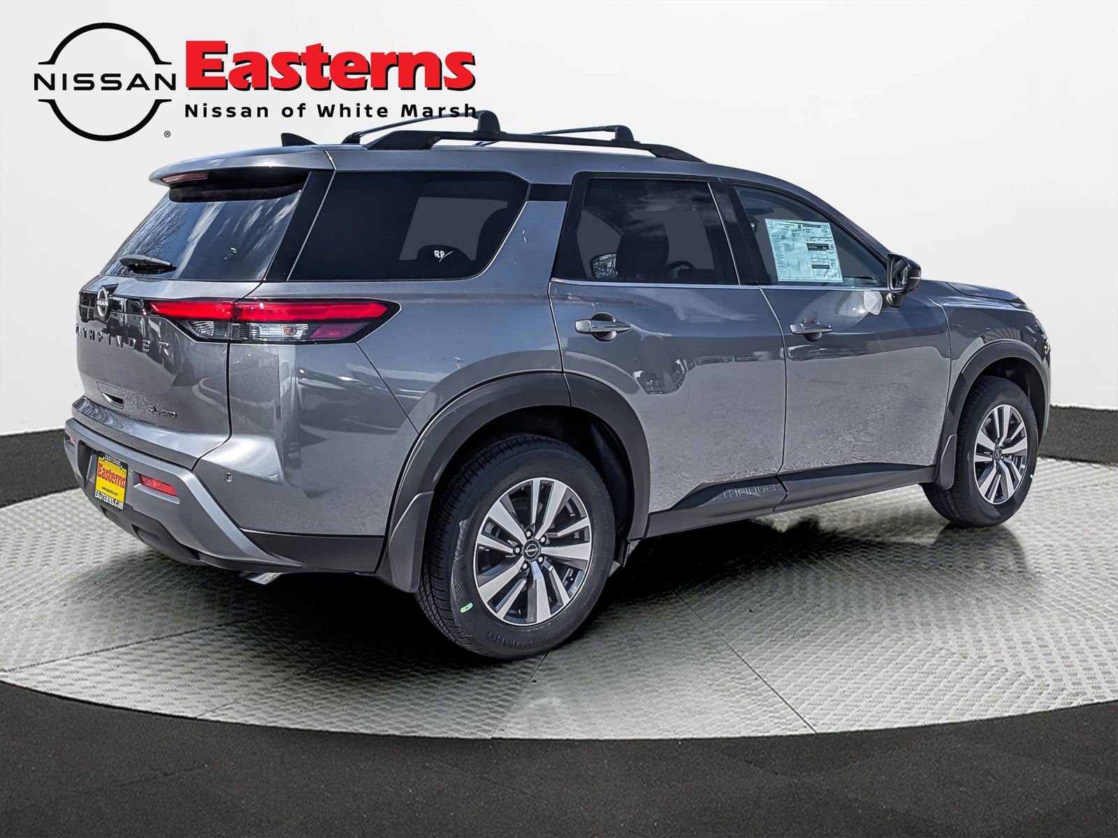 New 2026 Nissan Pathfinder SL image 7