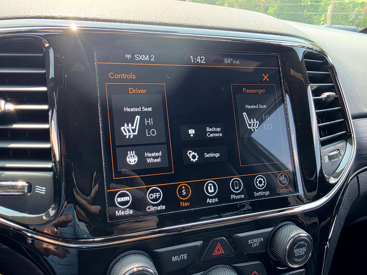 Used 2021 Jeep Grand Cherokee Limited X image 6