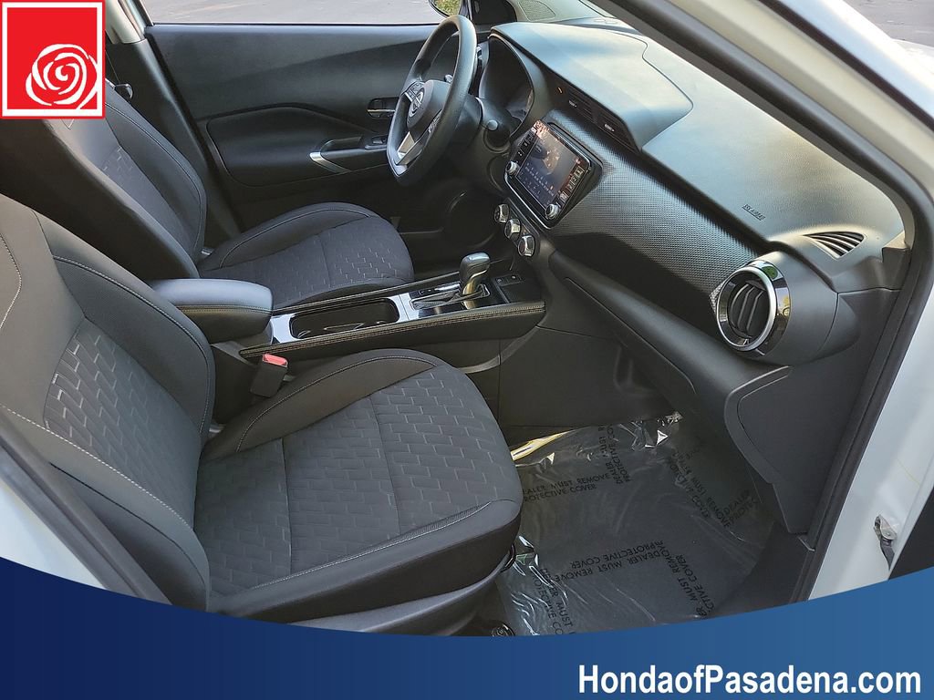 Used 2023 Nissan Kicks SV FWD image 20