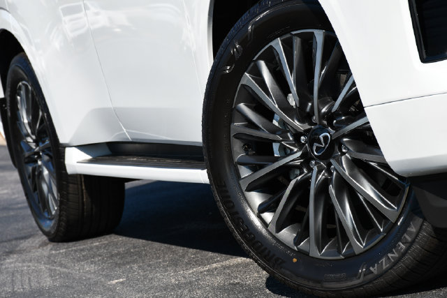 New 2027 INFINITI QX80 Autograph AWD/4WD image 11