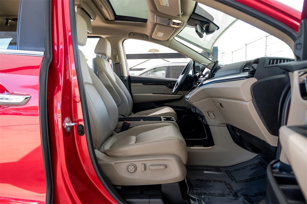 Used 2023 Honda Odyssey Touring image 35