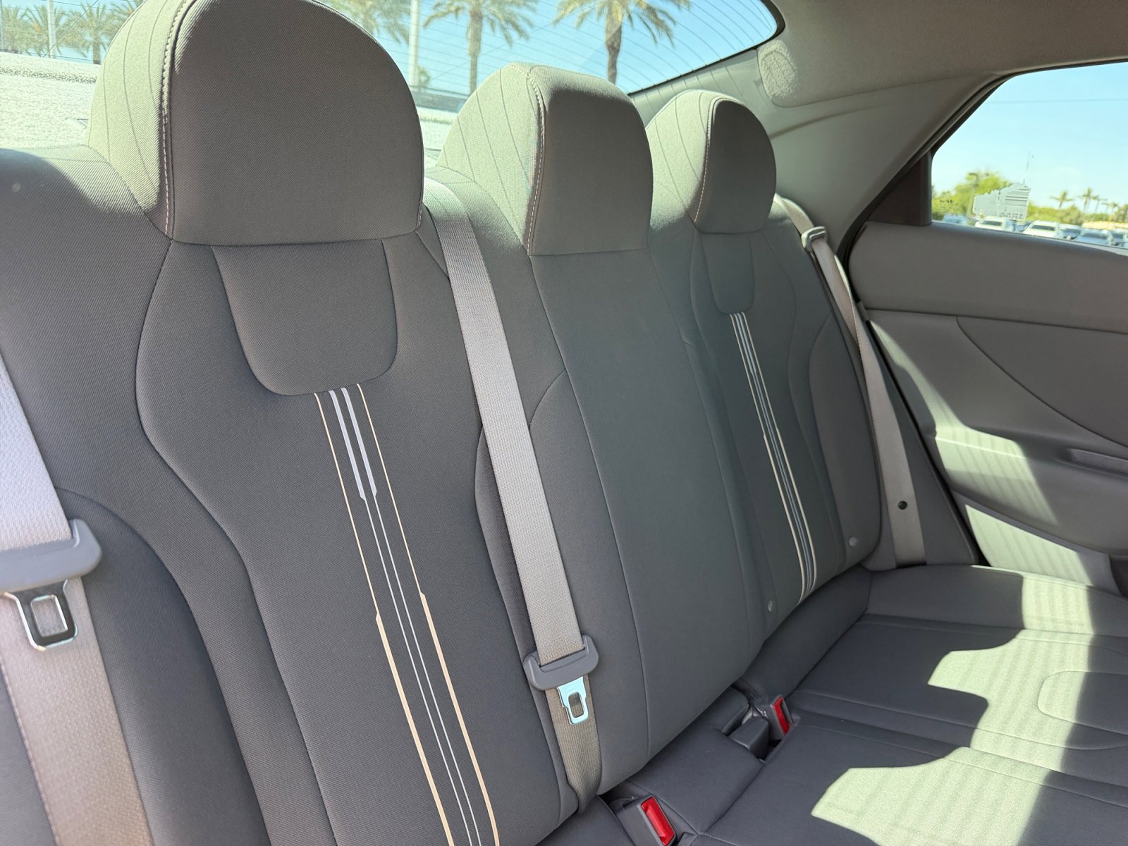 Certified 2025 Hyundai Elantra Sport FWD image 18