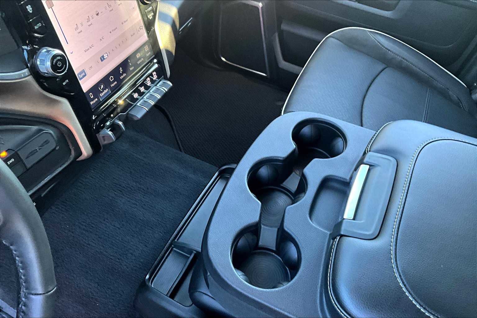 Used 2024 RAM 2500 Laramie w/ Safety Group image 17