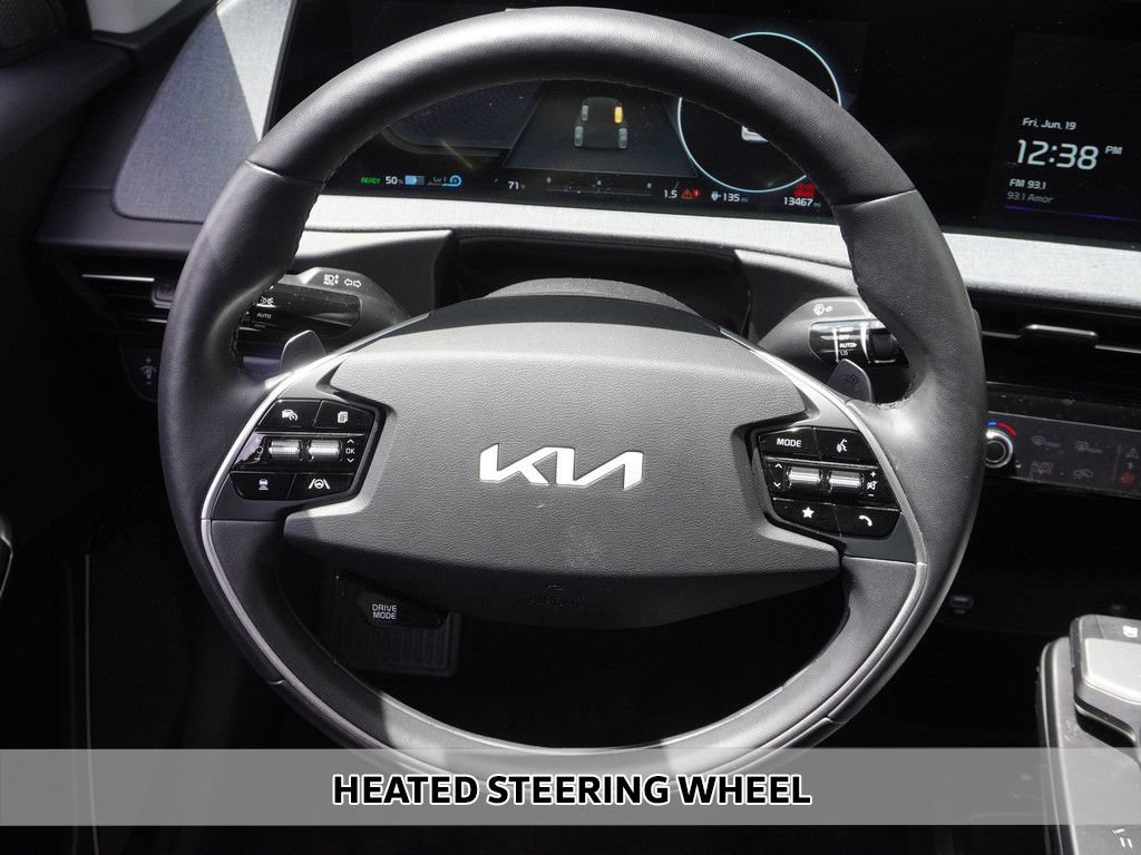 Used 2022 Kia EV6 Wind w/ Wind Technology Package AWD/4WD image 9