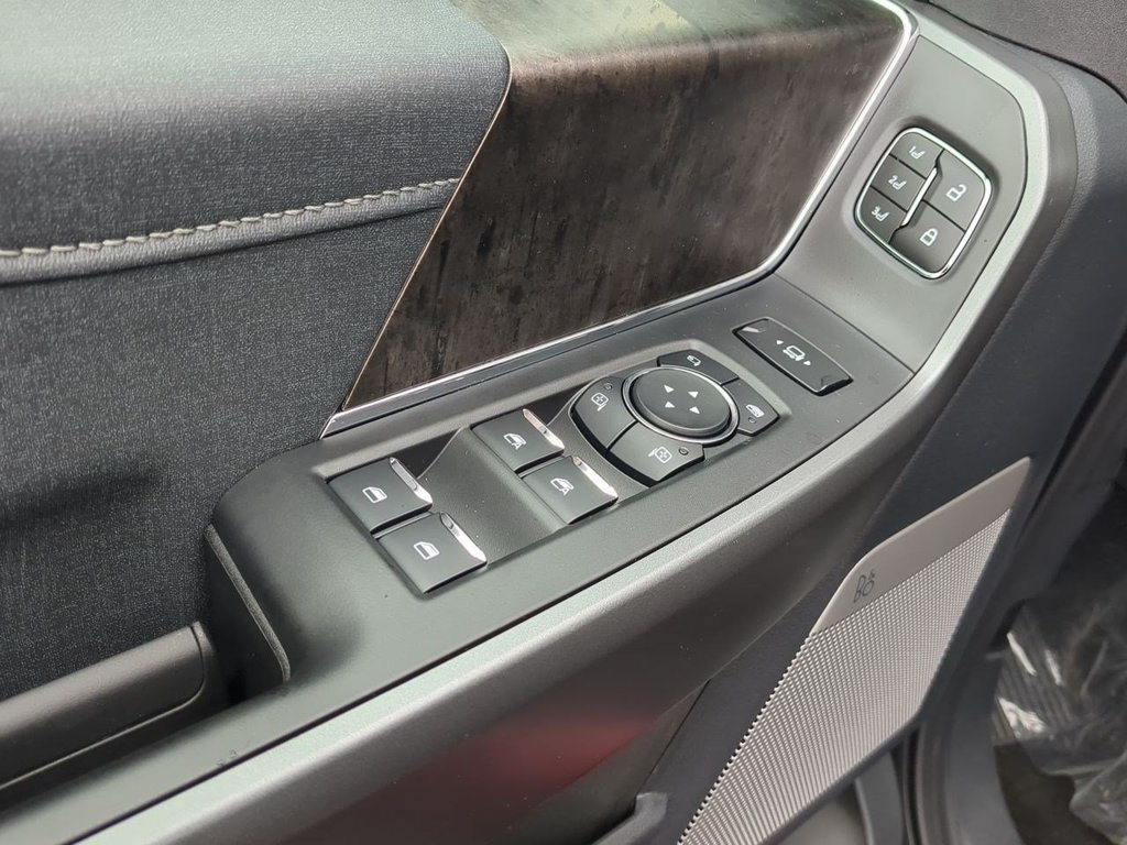 New 2026 Ford F350 Lariat AWD/4WD image 10