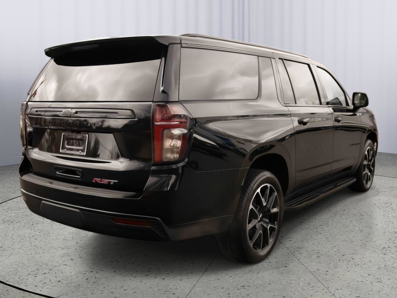 Used 2023 Chevrolet Suburban RST w/ Luxury Package AWD/4WD image 24