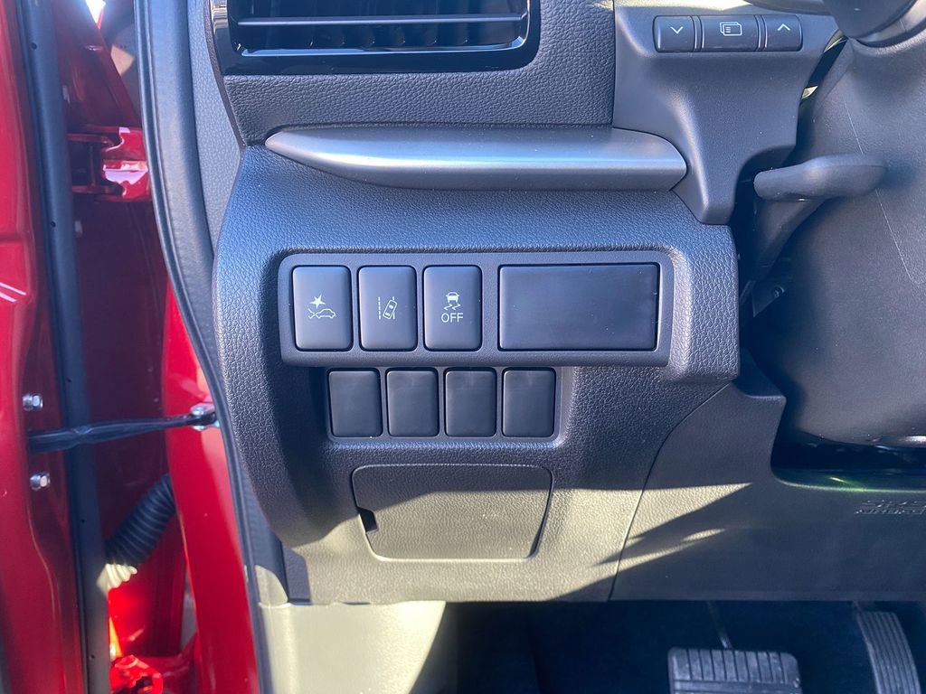 New 2026 Mitsubishi Eclipse Cross ES image 14