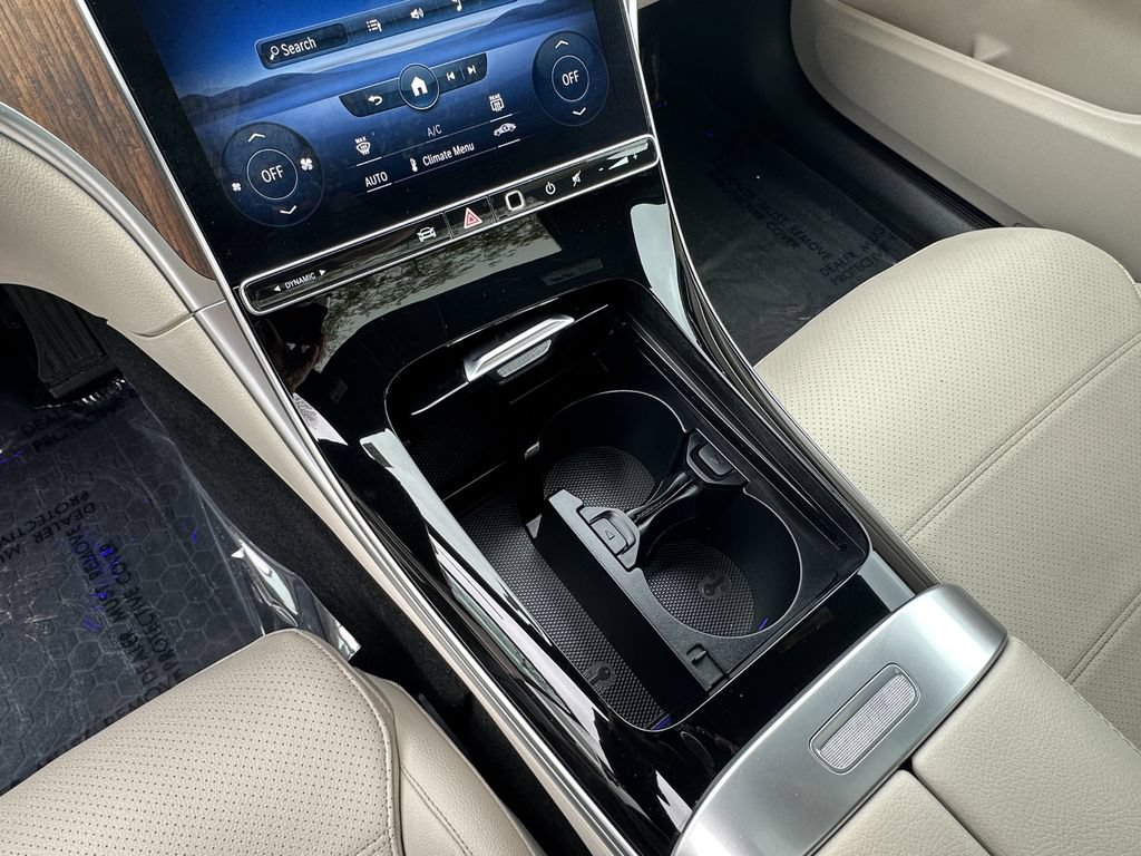 Certified 2023 Mercedes-Benz C 300 4MATIC Sedan image 33