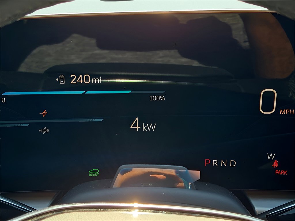 New 2025 Cadillac Lyriq Sport image 29