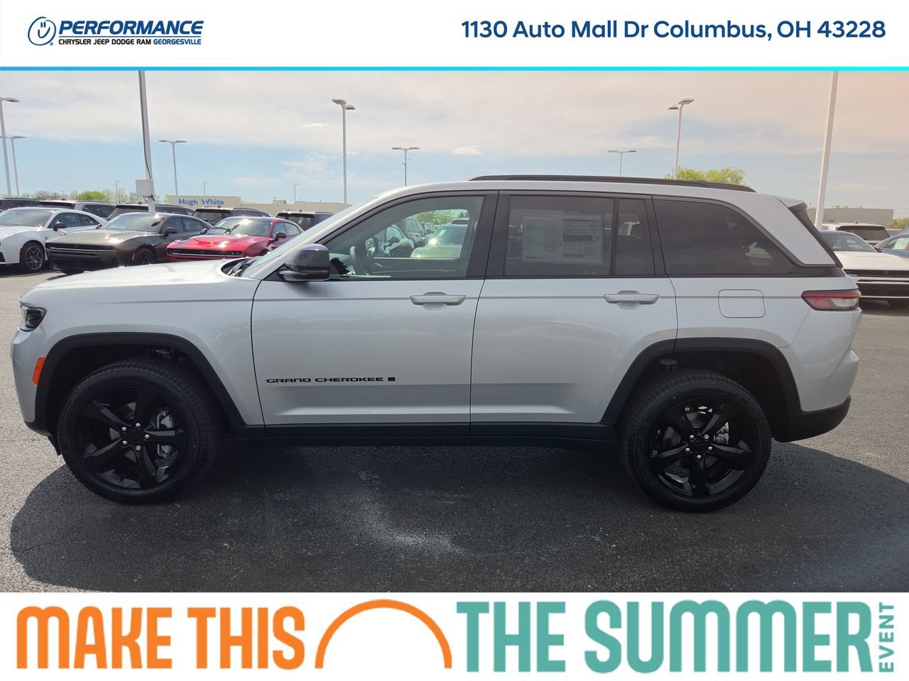 New 2026 Jeep Grand Cherokee Limited w/ Limited Altitude Package AWD/4WD image 4