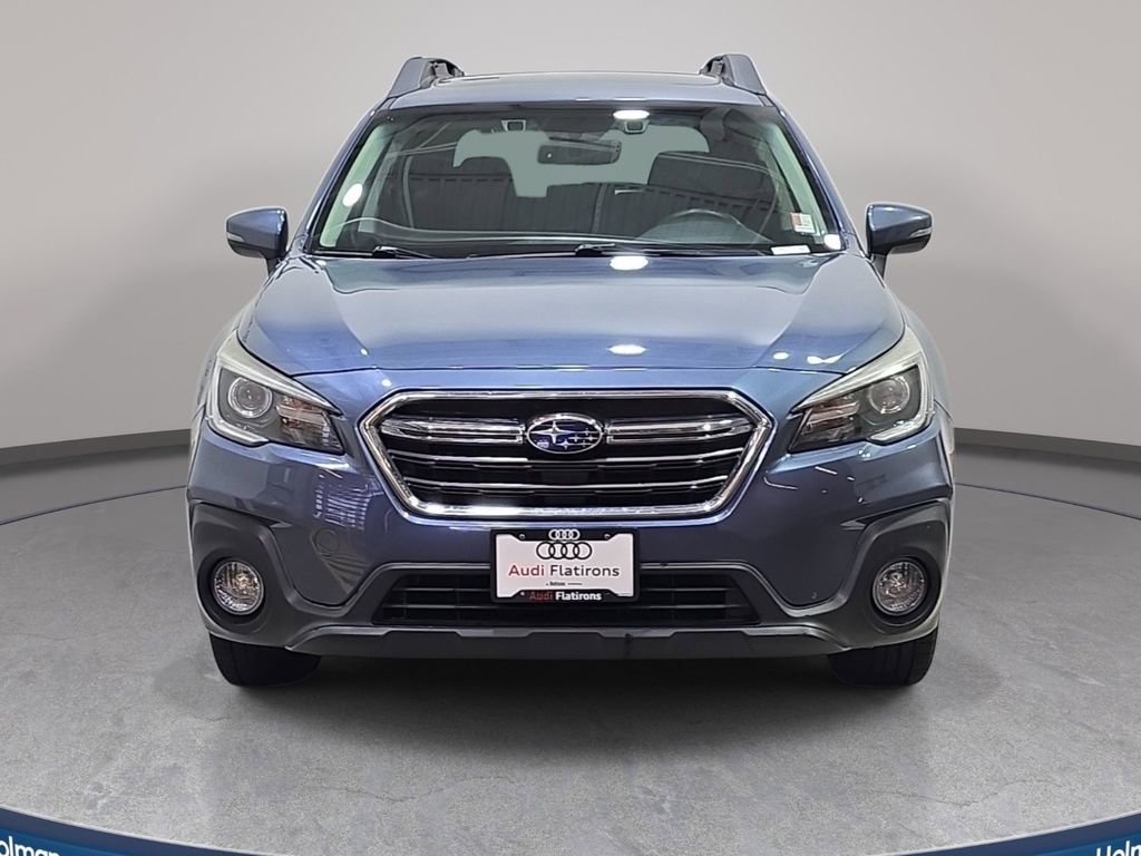 Used 2018 Subaru Outback 2.5i Limited image 3