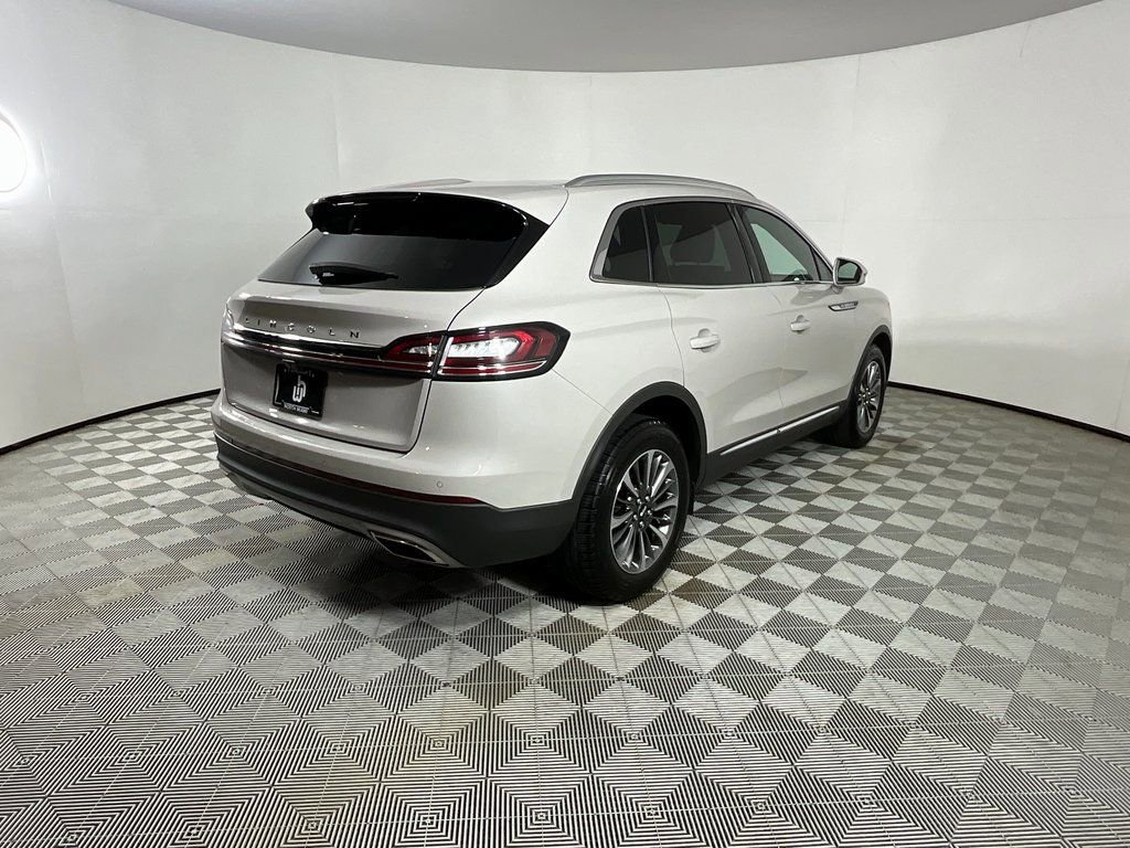 Certified 2023 Lincoln Nautilus Reserve image 4