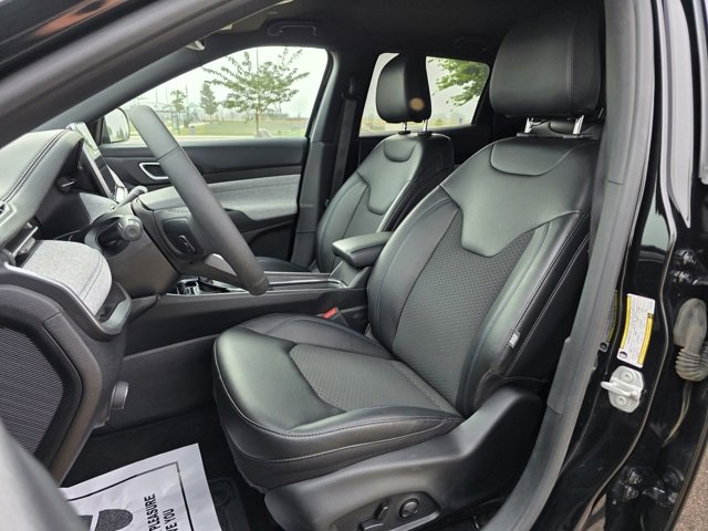 Used 2023 Jeep Compass Latitude w/ Convenience Group image 5